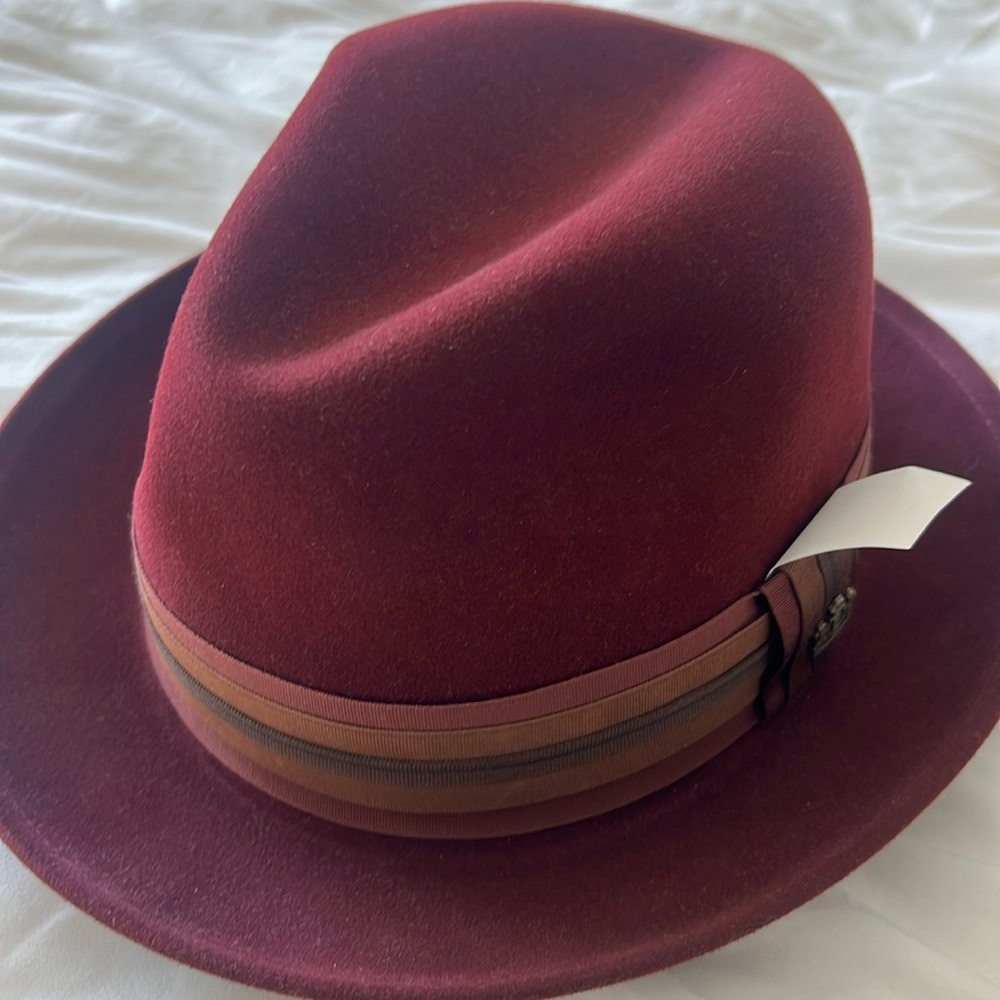 Biltmore hat burgundy
